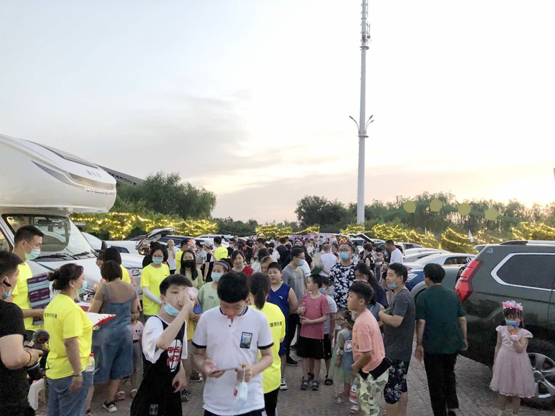 夏令營(yíng)挑戰(zhàn)地?cái)偨?jīng)濟(jì)，覽眾房車不一樣的活動(dòng)