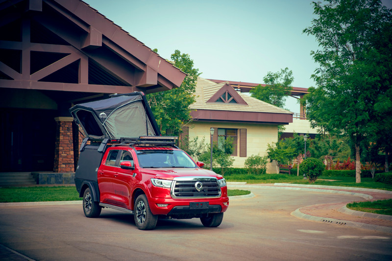 開著二炮去宿營什么感受？