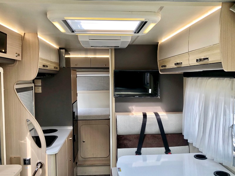 既安全又舒適，選這款房車才對