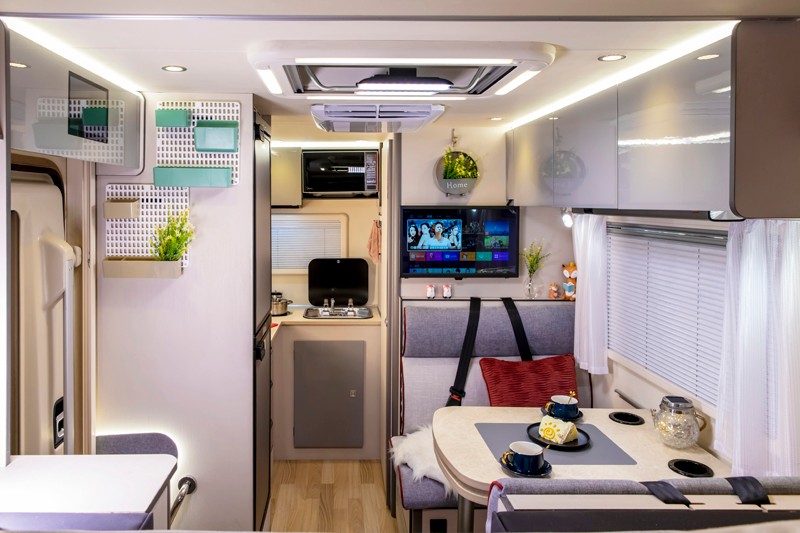 自由炮四驅房車,更自由 自由炮四驅房車,更自由