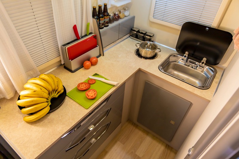 自由炮領(lǐng)銜，引爆成都房車展