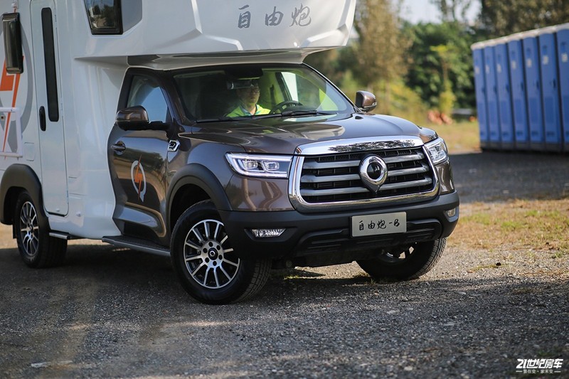 打響第二炮!搶先實(shí)拍體驗(yàn)覽眾自由炮-B皮卡四驅(qū)房車 打響第二炮!搶先實(shí)拍體驗(yàn)覽眾自由炮-B皮卡四驅(qū)房車