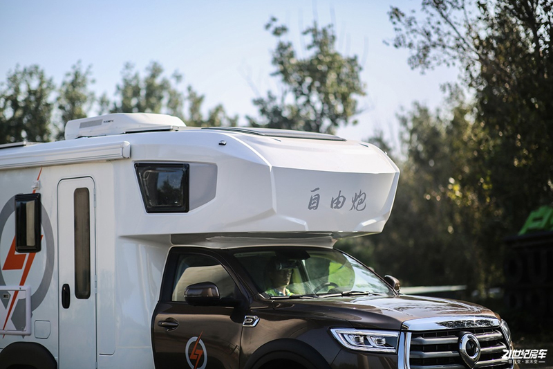 打響第二炮!搶先實(shí)拍體驗(yàn)覽眾自由炮-B皮卡四驅(qū)房車 打響第二炮!搶先實(shí)拍體驗(yàn)覽眾自由炮-B皮卡四驅(qū)房車