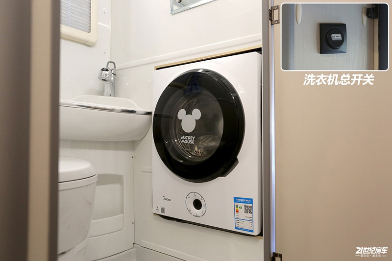 打響第二炮!搶先實(shí)拍體驗(yàn)覽眾自由炮-B皮卡四驅(qū)房車 打響第二炮!搶先實(shí)拍體驗(yàn)覽眾自由炮-B皮卡四驅(qū)房車