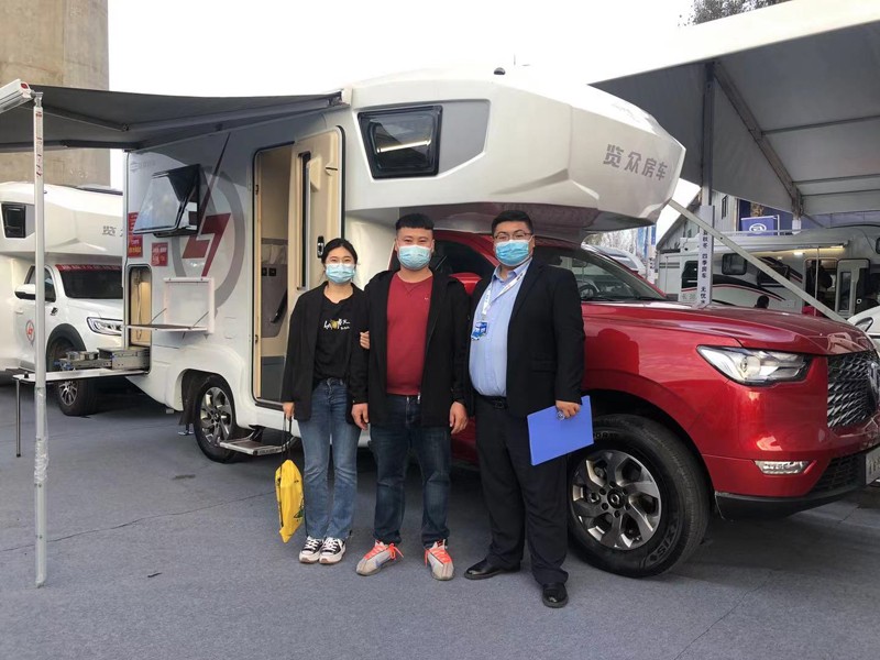 性能滿格,自由炮憑實力圈粉 性能滿格,自由炮憑實力圈粉