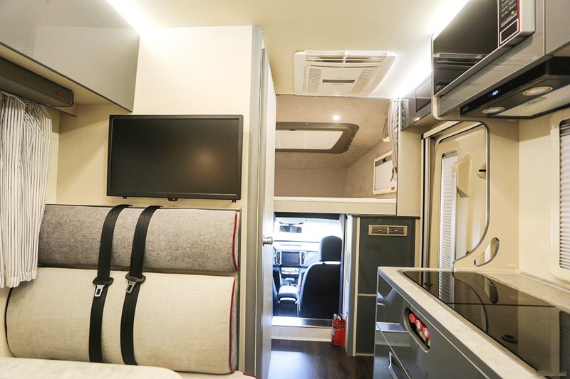 四驅房車輕松帶你遇見更大的世界 四驅房車輕松帶你遇見更大的世界